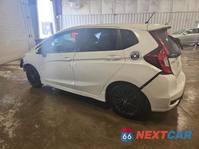 Drugie zdjęcie samochodu z przodu: 2019 HONDA FIT SPORT VIN:3HGGK5H66KM723173 - miniatura