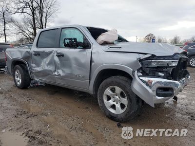 Czwarte zdjęcie samochodu z boku: 2025 RAM 1500 BIG HORN/LONE STAR VIN:1C6SRFFP7SN581841 - miniatura