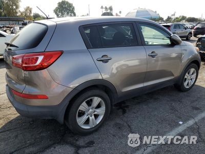 Trzecie zdjęcie samochodu z tyłu: 2013 KIA SPORTAGE BASE VIN:KNDPB3A2XD7506121 - miniatura