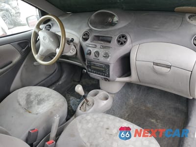 Zdjęcie 8 z 14 samochodu: 2001 TOYOTA ECHO VIN:JTDAT123710196576 - miniatura