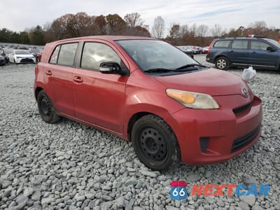 Czwarte zdjęcie samochodu z boku: 2013 TOYOTA SCION XD VIN:JTKKUPB45D1037933 - miniatura