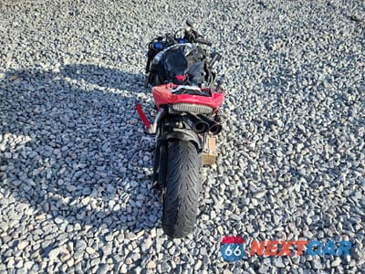 Zdjęcie 6 z 10 samochodu: 2018 HONDA CBR600 RR VIN:JH2PC40J1JK400569 - miniatura