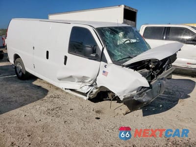 Czwarte zdjęcie samochodu z boku: 2024 CHEVROLET EXPRESS G3500 DELIVERY VAN VIN:1GCZGHF70R1225905 - miniatura