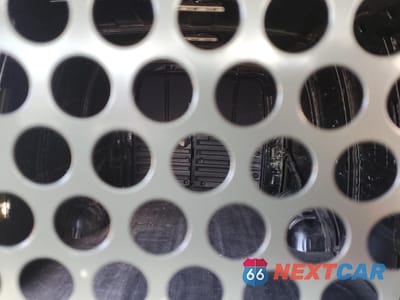 Zdjęcie 10 z 14 samochodu: 2023 CHEVROLET EXPRESS DELIVERY VAN VIN:1GCWGBFP6P1100145 - miniatura