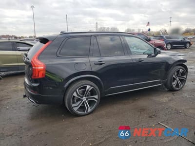 Trzecie zdjęcie samochodu z tyłu: 2020 VOLVO XC90 T6 R-DESIGN VIN:YV4A22PMXL1576371 - miniatura