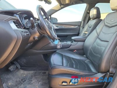 Zdjęcie 7 z 14 samochodu: 2020 CADILLAC XT5 PLATINUM PREMIUM LUXURY VIN:1GYKNFRS0LZ117010 - miniatura