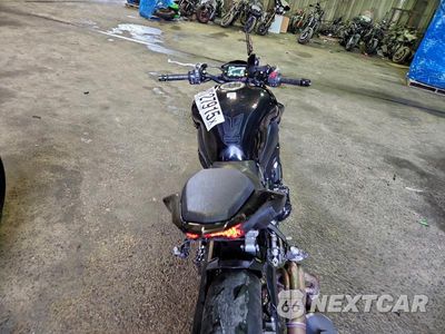 Zdjęcie 6 z 10 samochodu: 2024 KAWASAKI ZR900 F VIN:ML5ZRDF13RDA69207 - miniatura