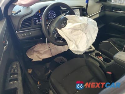 Zdjęcie 8 z 11 samochodu: 2019 HYUNDAI ELANTRA SEL VIN:5NPD84LF7KH471912 - miniatura