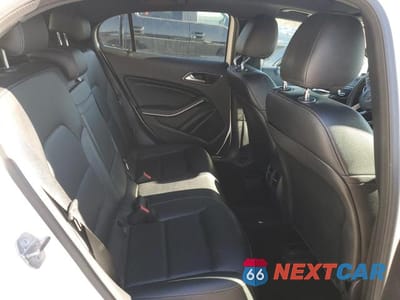 Zdjęcie 11 z 14 samochodu: 2018 MERCEDES-BENZ GLA 250 4MATIC VIN:WDCTG4GB7JJ476890 - miniatura