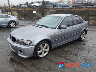 2004 BMW 325 XI WBAEU33444PF62796 - główne zdjęcie licytacji z USA - miniatura