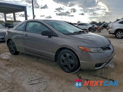 Czwarte zdjęcie samochodu z boku: 2007 HONDA CIVIC LX VIN:2HGFG12647H551312 - miniatura