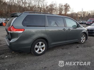 Trzecie zdjęcie samochodu z tyłu: 2013 TOYOTA SIENNA VIN:5TDKK3DC3DS366319 - miniatura