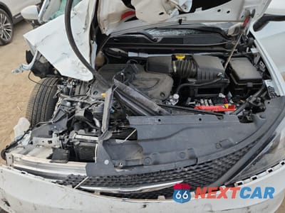 Zdjęcie 12 z 15 samochodu: 2023 CHRYSLER VOYAGER VIN:2C4RC1CG5PR512883 - miniatura