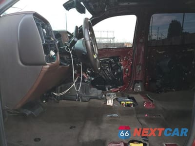 Zdjęcie 7 z 12 samochodu: 2017 CHEVROLET SILVERADO K1500 HIGH COUNTRY VIN:3GCUKTEJ0HG422856 - miniatura