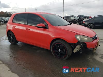 Czwarte zdjęcie samochodu z boku: 2010 VOLKSWAGEN GOLF VIN:WVWDA7AJ5AW101371 - miniatura