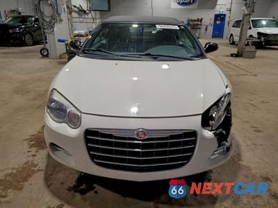 Piąte zdjęcie samochodu w środku: 2004 CHRYSLER SEBRING LX VIN:1C3EL45R34N123445 - miniatura