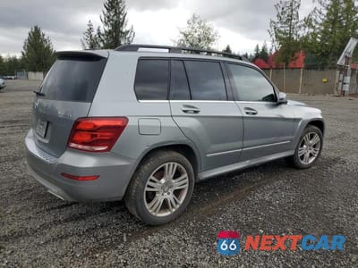 Trzecie zdjęcie samochodu z tyłu: 2015 MERCEDES-BENZ GLK 250 BLUETEC VIN:WDCGG0EB9FG411654 - miniatura