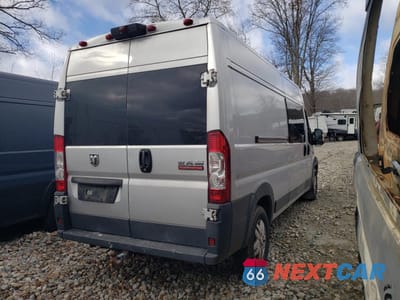 Trzecie zdjęcie samochodu z tyłu: 2018 RAM PROMASTER VAN 2500 VIN:3C6TRVDG2JE136685 - miniatura