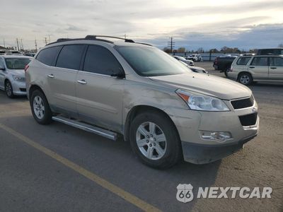 Czwarte zdjęcie samochodu z boku: 2011 CHEVROLET TRAVERSE LT VIN:1GNKRJED6BJ417384 - miniatura