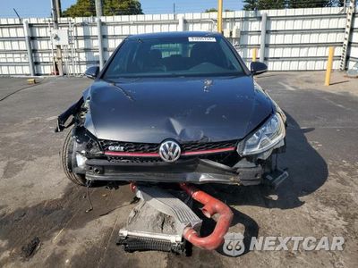 Piąte zdjęcie samochodu w środku: 2017 VOLKSWAGEN GTI S VIN:3VW5T7AU9HM047573 - miniatura