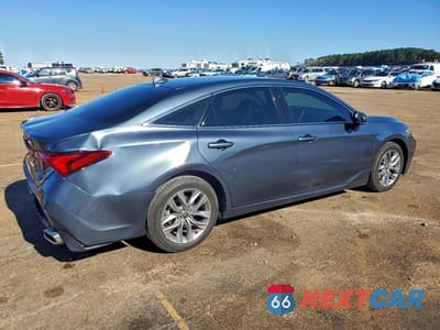 Trzecie zdjęcie samochodu z tyłu: 2021 TOYOTA AVALON XLE VIN:4T1JZ1FB2MU070926 - miniatura