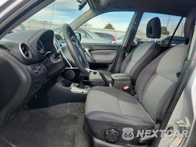 Zdjęcie 7 z 13 samochodu: 2004 TOYOTA RAV4 VIN:JTEHD20V046005714 - miniatura