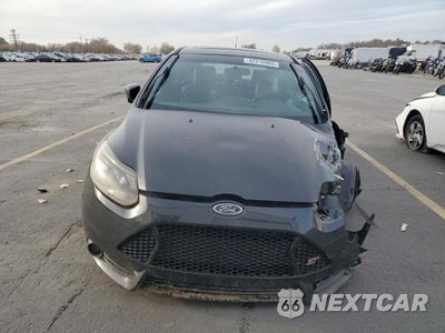 Piąte zdjęcie samochodu w środku: 2013 FORD FOCUS ST VIN:1FADP3L95DL313497 - miniatura
