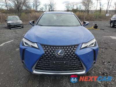 Piąte zdjęcie samochodu w środku: 2022 LEXUS UX 250H BASE VIN:JTHP9JBH8N2057747 - miniatura