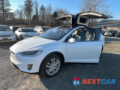Drugie zdjęcie samochodu z przodu: 2016 TESLA MODEL X VIN:5YJXCBE2XGF004399 - miniatura