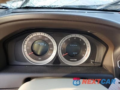 Zdjęcie 9 z 11 samochodu: 2013 VOLVO XC60 3.2 VIN:YV4952DL5D2421342 - miniatura