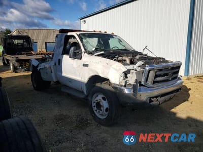 Czwarte zdjęcie samochodu z boku: 2003 FORD F450 SUPER DUTY VIN:1FDXF46P83EC29506 - miniatura