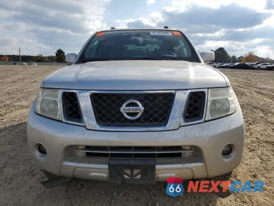 Piąte zdjęcie samochodu w środku: 2011 NISSAN PATHFINDER S VIN:5N1AR1NN1BC618140 - miniatura