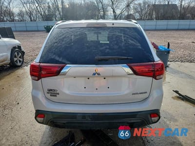 Zdjęcie 6 z 12 samochodu: 2019 MITSUBISHI OUTLANDER SE VIN:JA4AD3A31KZ035304 - miniatura