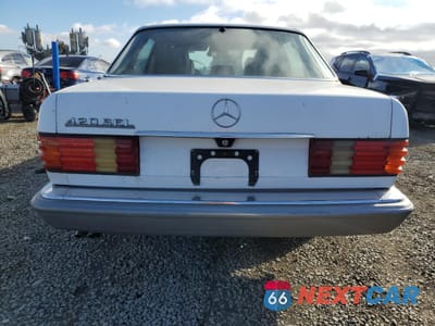 Zdjęcie 6 z 12 samochodu: 1986 MERCEDES-BENZ 420 SEL VIN:WDBCA35D8GA228032 - miniatura