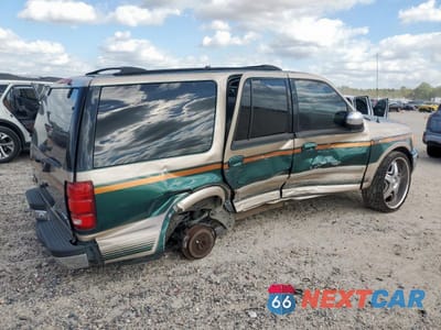 Trzecie zdjęcie samochodu z tyłu: 1999 FORD EXPEDITION VIN:1FMRU17LXXLA10461 - miniatura