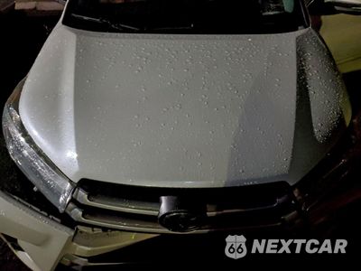 Zdjęcie 11 z 12 samochodu: 2019 TOYOTA HIGHLANDER VIN:5TDZZRFH9KS365274 - miniatura