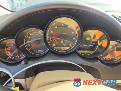 Zdjęcie 9 z 12 samochodu: 2011 PORSCHE CAYENNE VIN:WP1AA2A2XBLA07485 - miniatura