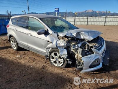 Czwarte zdjęcie samochodu z boku: 2015 FORD ESCAPE SE VIN:1FMCU0G98FUC44868 - miniatura