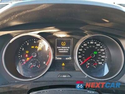 Zdjęcie 9 z 12 samochodu: 2018 VOLKSWAGEN TIGUAN S VIN:3VV1B7AX5JM037399 - miniatura