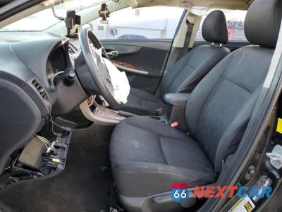 Zdjęcie 7 z 12 samochodu: 2010 TOYOTA COROLLA BASE VIN:2T1BU4EEXAC501221 - miniatura