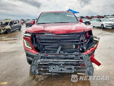 Piąte zdjęcie samochodu w środku: 2025 GMC YUKON AT4 VIN:1GKS2CRL9SR163864 - miniatura