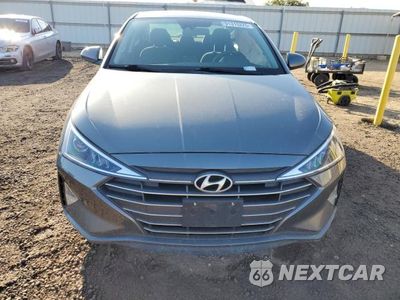 Piąte zdjęcie samochodu w środku: 2019 HYUNDAI ELANTRA SEL VIN:5NPD84LF1KH404819 - miniatura