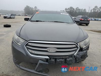 Piąte zdjęcie samochodu w środku: 2015 FORD TAURUS SEL VIN:1FAHP2E89FG147934 - miniatura
