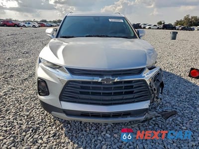 Piąte zdjęcie samochodu w środku: 2022 CHEVROLET BLAZER 2LT VIN:3GNKBCR43NS133773 - miniatura