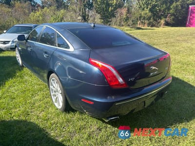 Trzecie zdjęcie samochodu z tyłu: 2013 JAGUAR XJ VIN:SAJWA1C73D8V44829 - miniatura