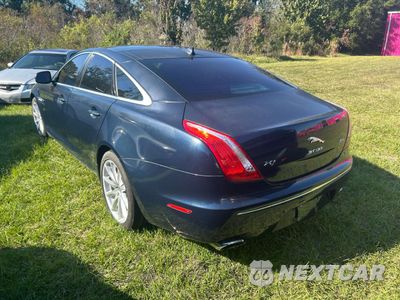 Trzecie zdjęcie samochodu z tyłu: 2013 JAGUAR XJ VIN:SAJWA1C73D8V44829 - miniatura
