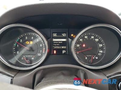 Zdjęcie 9 z 13 samochodu: 2011 JEEP GRAND CHEROKEE LAREDO VIN:1J4RR4GG4BC567279 - miniatura
