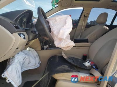 Zdjęcie 7 z 13 samochodu: 2011 MERCEDES-BENZ C 300 4MATIC VIN:WDDGF8BB2BR153347 - miniatura