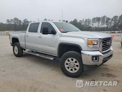 Czwarte zdjęcie samochodu z boku: 2015 GMC SIERRA K2500 SLE VIN:1GT12YEG8FF160815 - miniatura