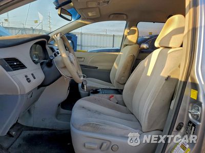 Zdjęcie 7 z 14 samochodu: 2011 TOYOTA SIENNA LE VIN:5TDKK3DC5BS064107 - miniatura